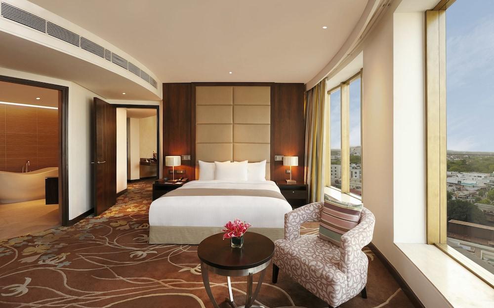 Hilton Jaipur Hotel Buitenkant foto Suite at the Taj Bengal