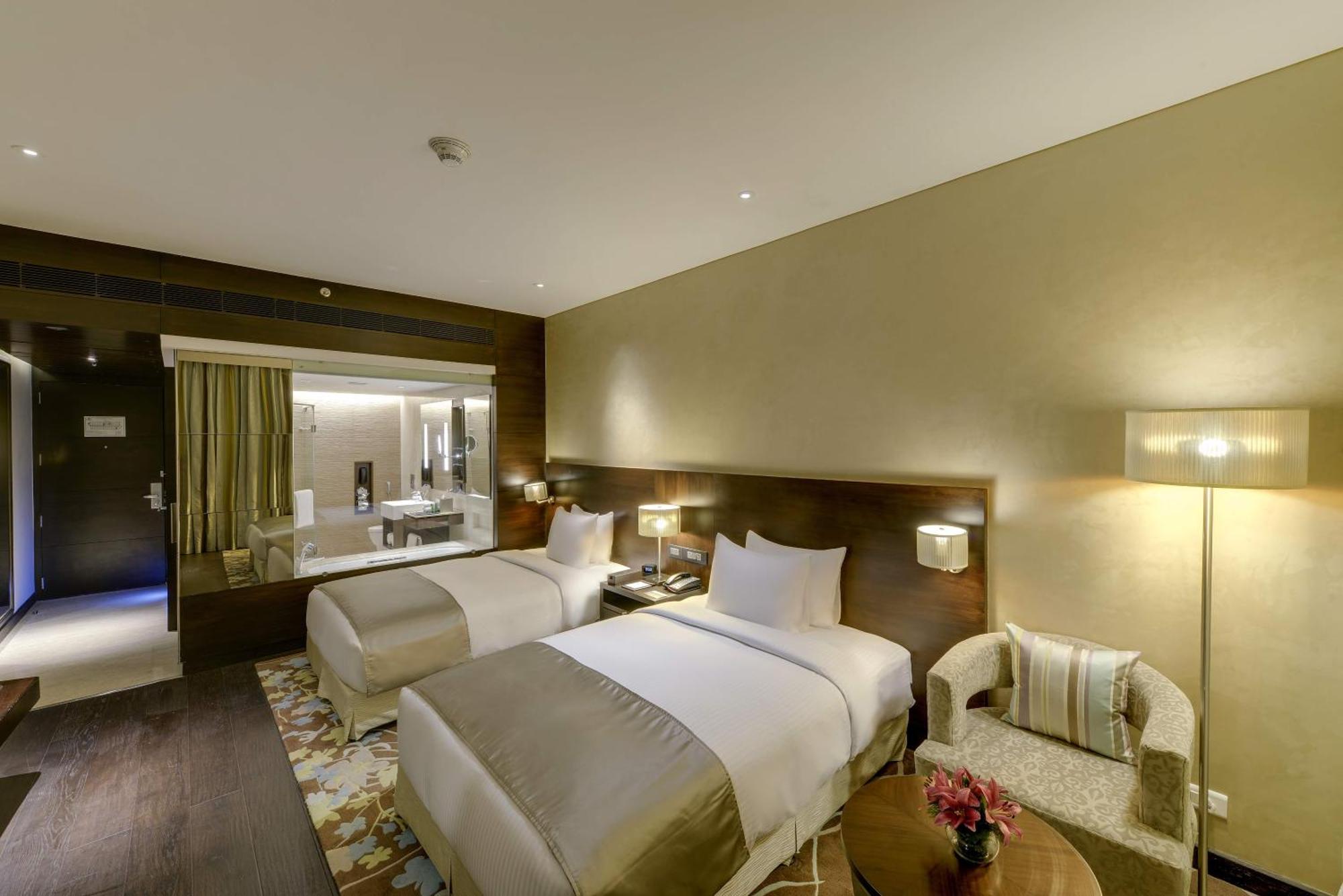 Hilton Jaipur Hotel Buitenkant foto Deluxe Room