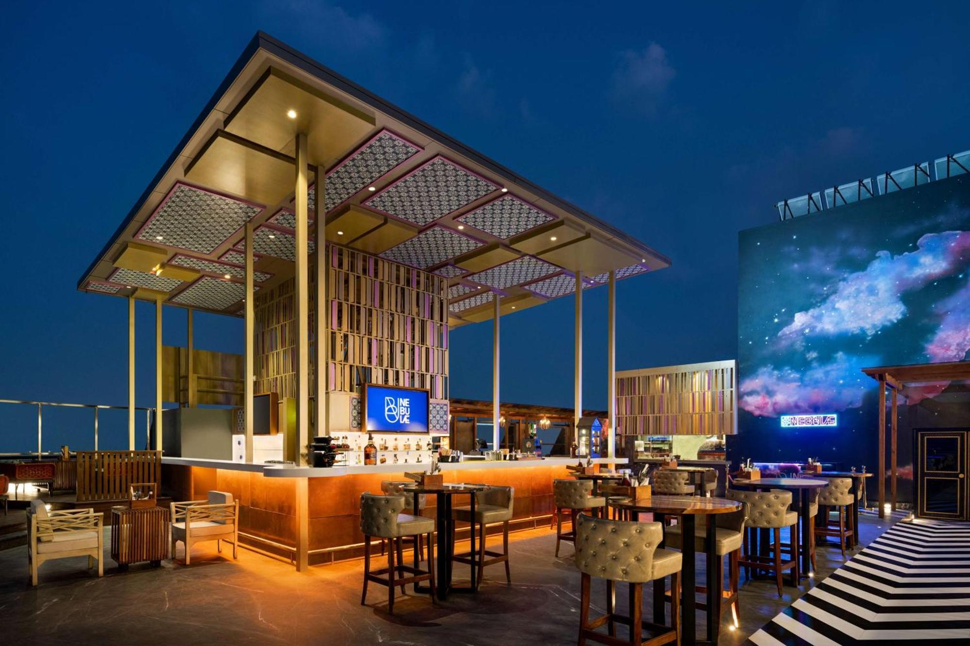 Hilton Jaipur Hotel Buitenkant foto The 64th
